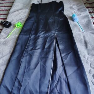 Elegant Black Long Sleeve Dress